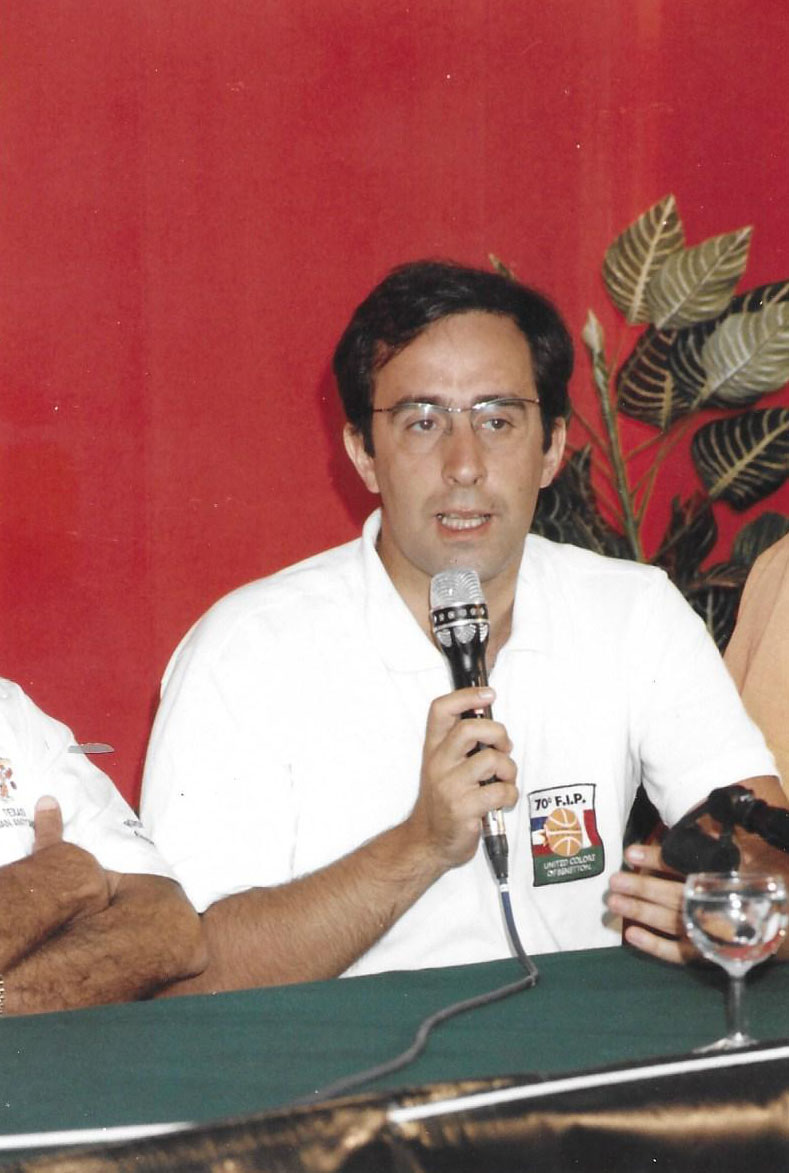 Ritratto di Luca Corsolini, organizzatore e anima del Meeting di Quartu