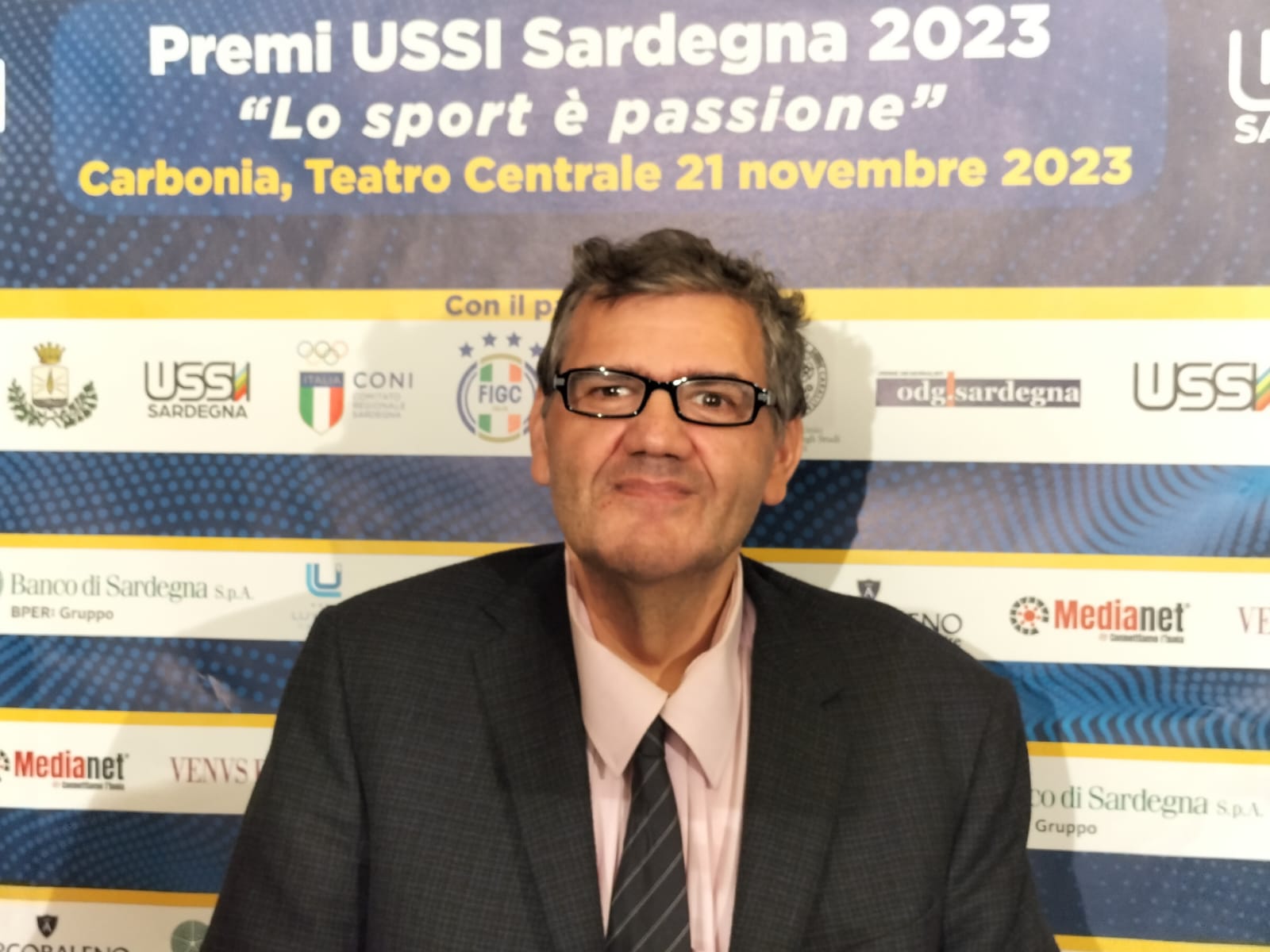 Ritratto di Ignazio Caddeo, voce dell'evento